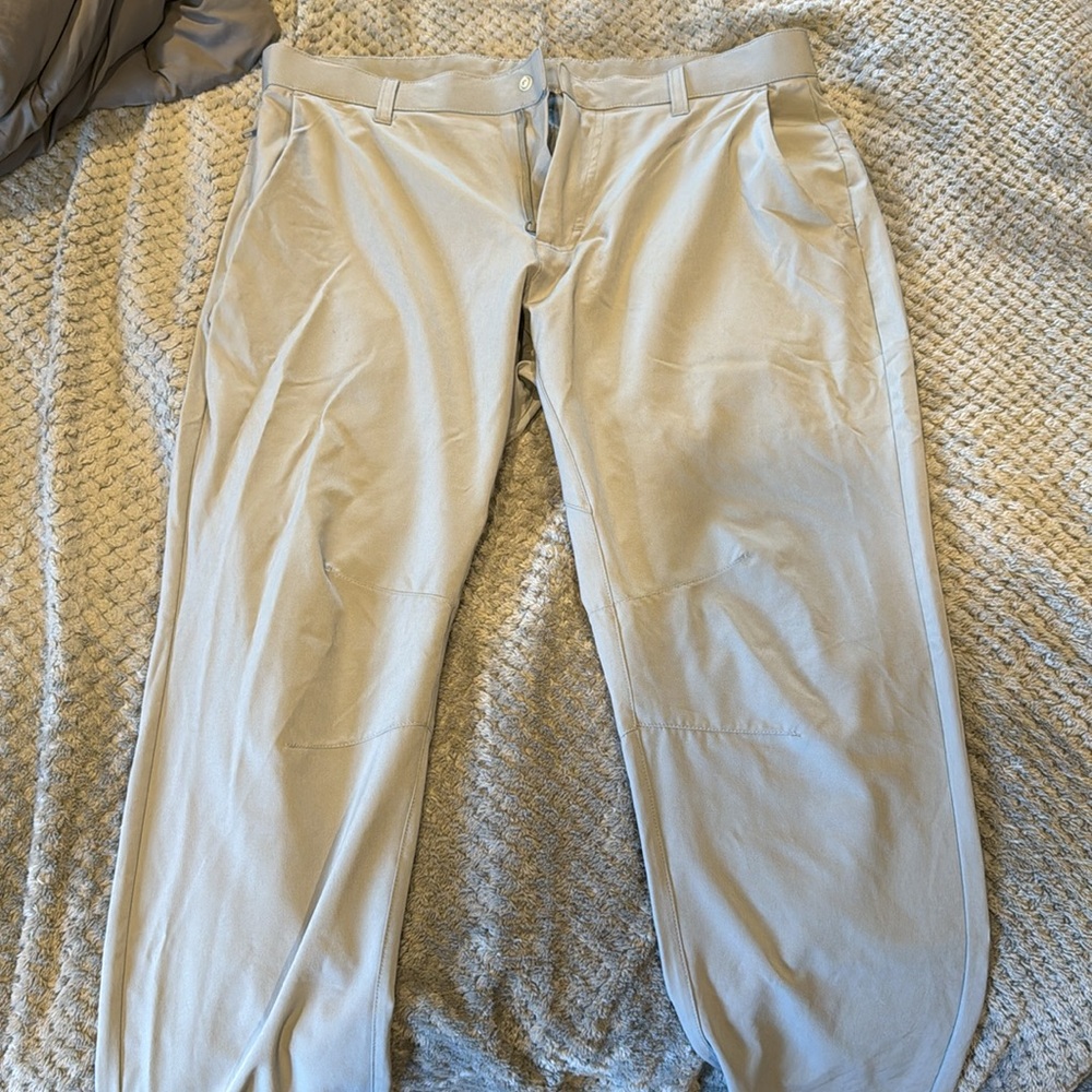 Grey Fabletics pants - Picture 4 of 5